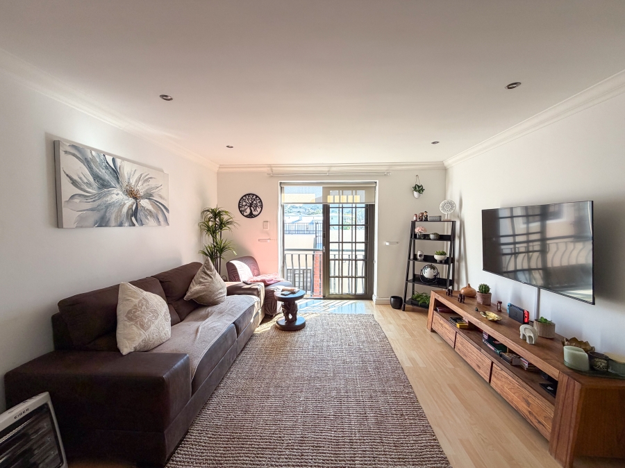 To Let 2 Bedroom Property for Rent in Wynberg Upper Western Cape